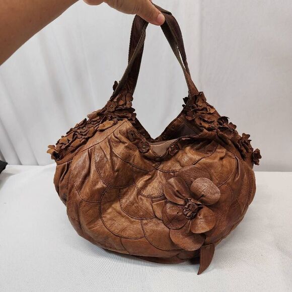 Women's Soft Brown Leather Hobo Floral Appliqué Shoulder Handbag - Picture 2 of 12